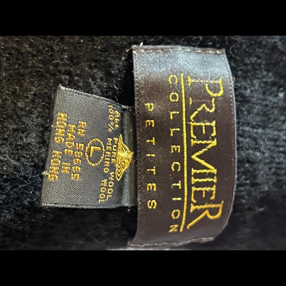 Vintage Premier Collection Petites Sz L Gold buttons Thread Wool Blend Cardigan - Picture 6 of 6